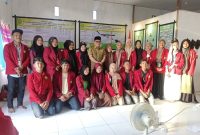 Foto bupati Buol Risharyudi Triwibowo bersama Mahasiswa KKN STISIPOL MUJAHIDIN BUOL 
